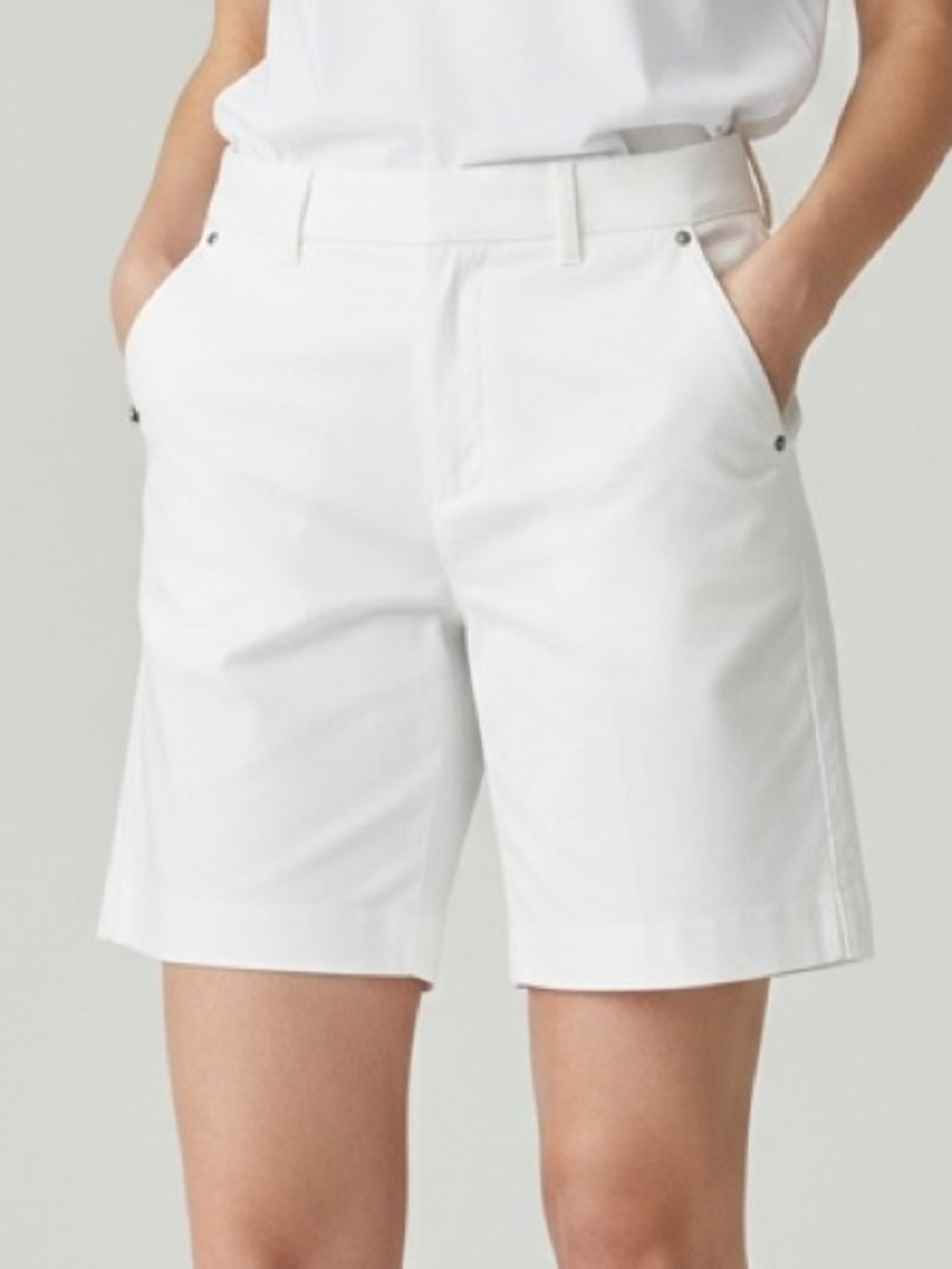 White House Black Market Tailored White Shorts – Mid Rise, Classic Fit, Summer